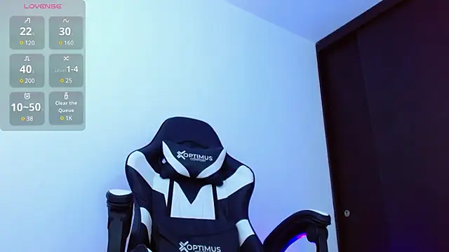 Snapshot of Valerio_20 chatting on 02-18-25, 07:19 Valerio 20 online show from 02-18-25, 07:19