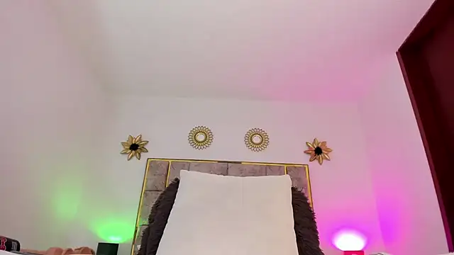 Snapshot of charylove11 chatting on 01-31-25, 03:30 charylove11 online show from 01-31-25, 03:30