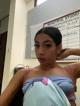 Lina10 online show from 09-13-25, 06:18