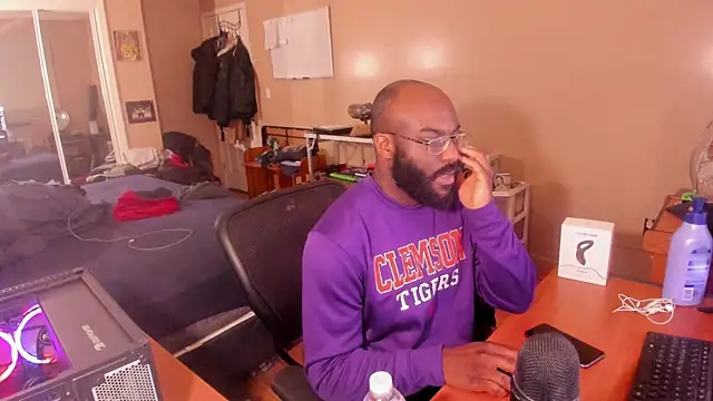 MrChuckDailyXXX online show from 01-16-25, 06:14