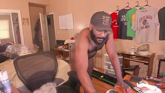 MrChuckDailyXXX online show from 10-03-25, 08:28