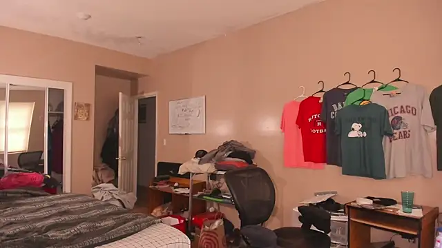 MrChuckDailyXXX online show from 11-06-25, 01:45