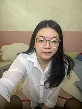 Snapshot of liu195874 chatting on 02-14-26, 07:27 liu195874 online show from 02-14-26, 07:27