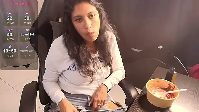 Meraky   online show from 11-18-25, 09:30