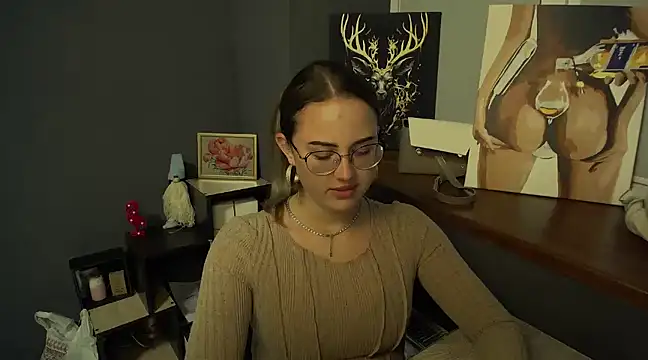 Snapshot of luxie_milady chatting on 01-25-25, 02:47 luxie milady online show from 01-25-25, 02:47