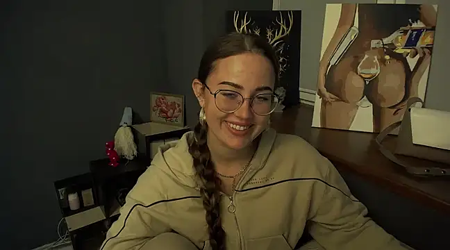 Snapshot of luxie_milady chatting on 02-04-25, 04:18 luxie milady online show from 02-04-25, 04:18