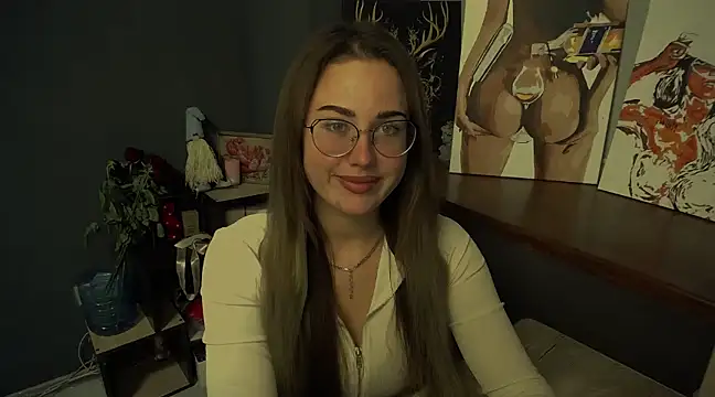 Snapshot of luxie_milady chatting on 03-03-25, 01:09 luxie milady online show from 03-03-25, 01:09
