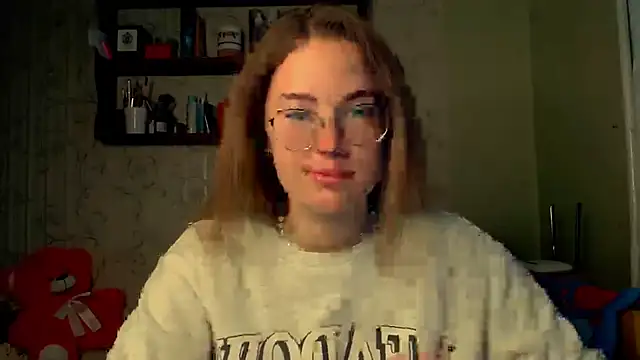 Snapshot of luxie_milady chatting on 10-04-25, 03:54 luxie milady online show from 10-04-25, 03:54
