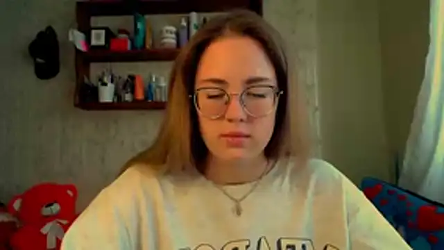 luxie milady online show from 10-24-25, 09:49