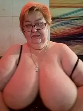 Snapshot of Awn290668 chatting on 01-09-25, 08:33 Awn290668 online show from 01-09-25, 08:33