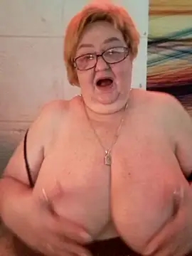 Snapshot of Awn290668 chatting on 01-15-25, 12:15 Awn290668 online show from 01-15-25, 12:15