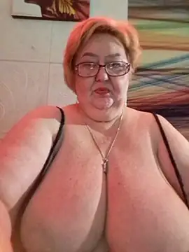 Snapshot of Awn290668 chatting on 01-16-25, 01:47 Awn290668 online show from 01-16-25, 01:47