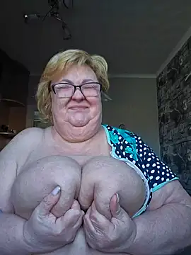 Snapshot of Awn290668 chatting on 02-21-25, 06:51 Awn290668 online show from 02-21-25, 06:51