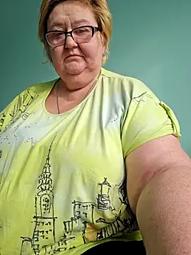 Snapshot of Awn290668 chatting on 02-26-25, 10:04 Awn290668 online show from 02-26-25, 10:04