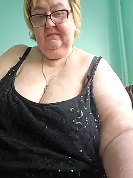 Snapshot of Awn290668 chatting on 03-10-25, 03:09 Awn290668 online show from 03-10-25, 03:09