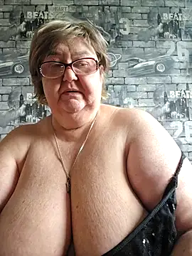 Snapshot of Awn290668 chatting on 03-18-25, 05:52 Awn290668 online show from 03-18-25, 05:52