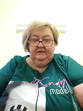 Snapshot of Awn290668 chatting on 10-08-25, 04:32 Awn290668 online show from 10-08-25, 04:32