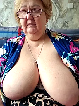 Snapshot of Awn290668 chatting on 11-16-25, 11:16 Awn290668 online show from 11-16-25, 11:16