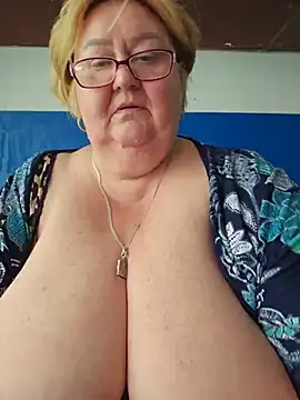 Snapshot of Awn290668 chatting on 07-14-26, 12:44 Awn290668 online show from 07-14-26, 12:44