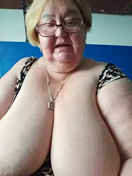 Snapshot of Awn290668 chatting on 07-17-26, 03:13 Awn290668 online show from 07-17-26, 03:13
