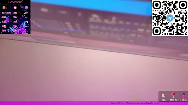 Snapshot of EVAshinyGIRL chatting on 02-12-25, 07:56 EVAshinyGIRL online show from 02-12-25, 07:56