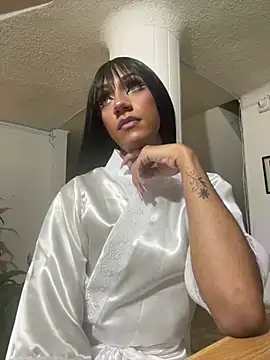 Snapshot of VictoriaRoss1 chatting on 02-03-25, 12:04 VictoriaRoss1 online show from 02-03-25, 12:04