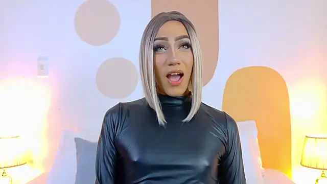 Snapshot of VictoriaRoss1 chatting on 10-16-25, 03:51 VictoriaRoss1 online show from 10-16-25, 03:51