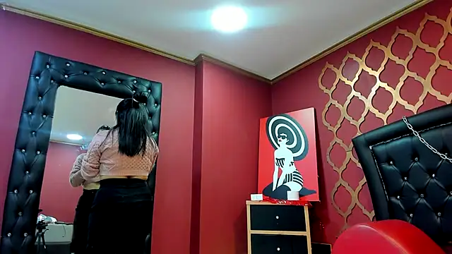Snapshot of Mistressviictoria chatting on 02-25-25, 11:41 Mistressviictoria online show from 02-25-25, 11:41