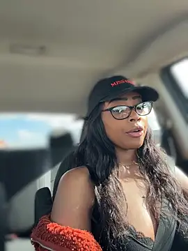 Blazerina online show from 10-29-25, 05:25