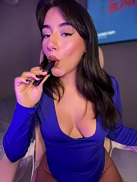 veronicaapink online show from 03-11-25, 02:54