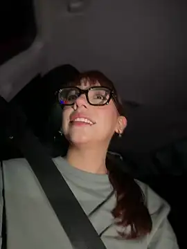 veronicaapink online show from 10-21-25, 01:06