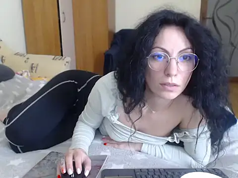 Emmatoo online show from 02-27-26, 12:38