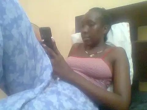 Pretty ellahh online show from 01-14-26, 11:49