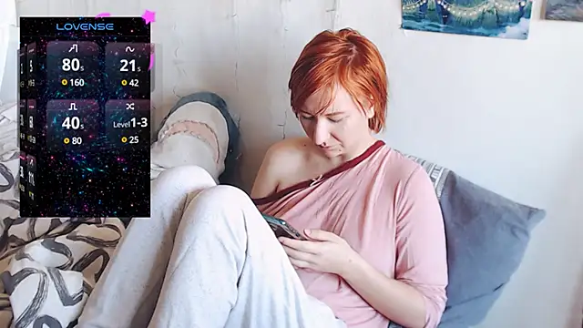 Snapshot of licentia__poetica chatting on 02-24-25, 10:15 licentia poetica online show from 02-24-25, 10:15