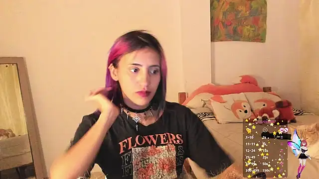 Snapshot of linnie_ chatting on 01-15-25, 07:59 linnie online show from 01-15-25, 07:59