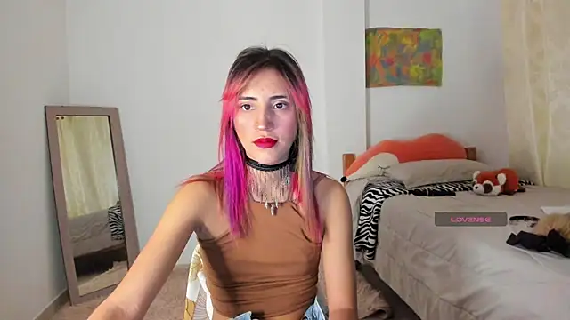 Snapshot of linnie_ chatting on 01-28-25, 12:47 linnie online show from 01-28-25, 12:47