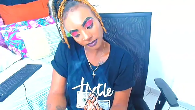 SAVAGExBOO online show from 12-04-25, 12:53