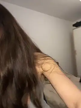 Eyline online show from 03-04-26, 12:33