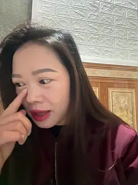 Hellen 111 online show from 11-05-25, 01:49