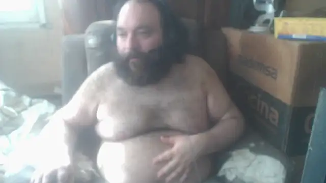Snapshot of hairyhulk chatting on 02-12-25, 08:07 hairyhulk online show from 02-12-25, 08:07
