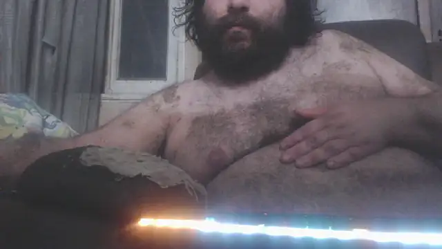 Snapshot of hairyhulk chatting on 11-02-25, 03:20 hairyhulk online show from 11-02-25, 03:20