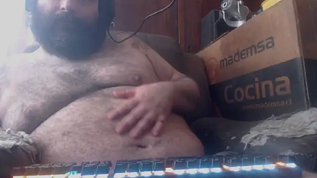 Snapshot of hairyhulk chatting on 12-02-25, 03:51 hairyhulk online show from 12-02-25, 03:51