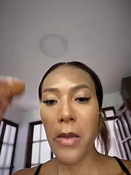 Snapshot of KyaraMiller chatting on 12-22-24, 06:59 KyaraMiller online show from 12-22-24, 06:59