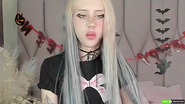 Joy Barker online show from 10-17-25, 01:57