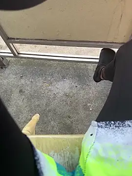 Snapshot of Big-dick_1 chatting on 09-11-25, 06:52 Big-dick 1 online show from 09-11-25, 06:52