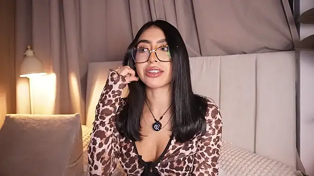 Sara albrecht online show from 03-14-26, 01:34