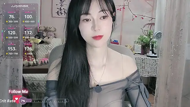 Lisa-s online show from 10-17-25, 01:57