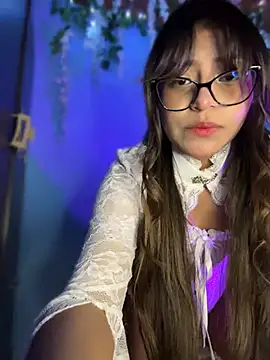 Lily candy X online show from 04-22-26, 04:48