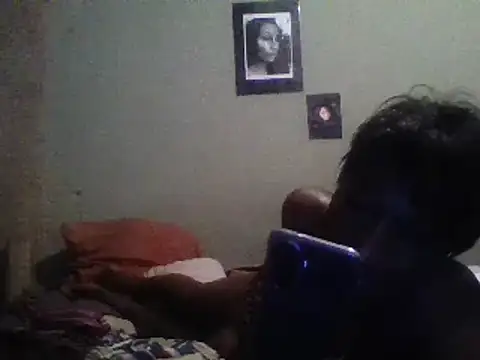 Snapshot of Moorella1 chatting on 03-10-25, 09:51 Moorella1 online show from 03-10-25, 09:51