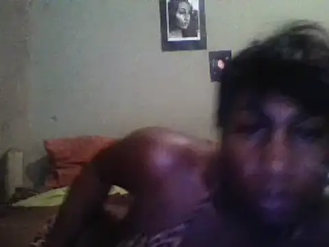 Snapshot of Moorella1 chatting on 03-11-25, 05:27 Moorella1 online show from 03-11-25, 05:27
